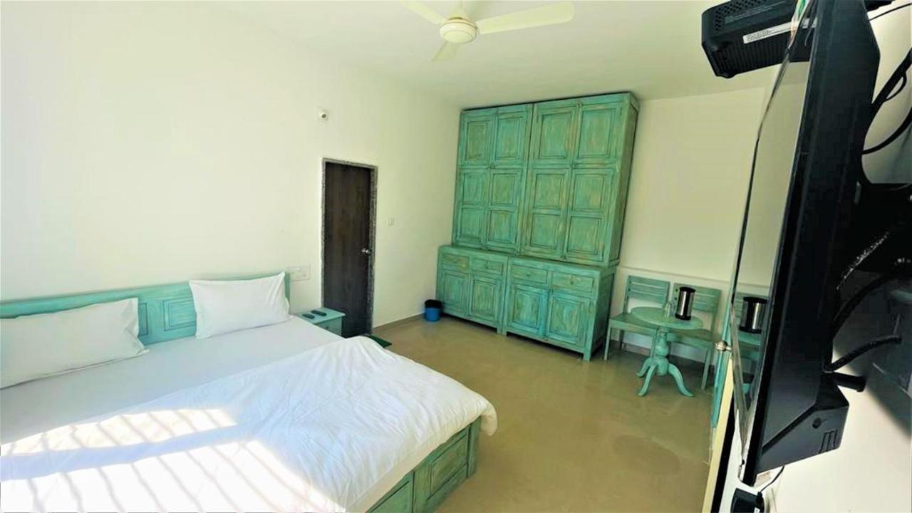 Shikhar Bunglow - A Stunning Valley View Bungalow In Mount Abu Bed & Breakfast Exterior photo