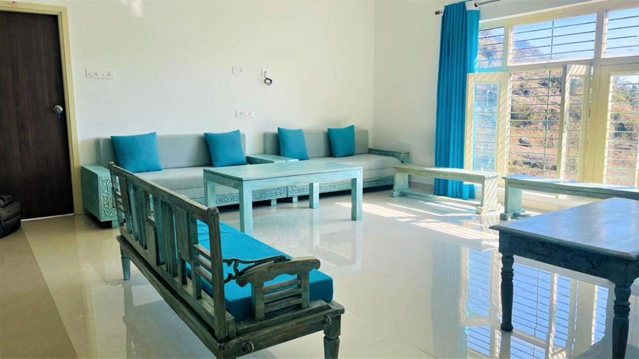 Shikhar Bunglow - A Stunning Valley View Bungalow In Mount Abu Bed & Breakfast Exterior photo